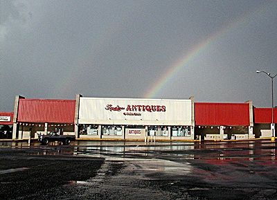 timelessantiquemall.com logo