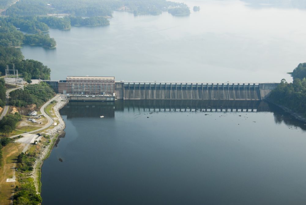 Photo: Lay Lake Dam