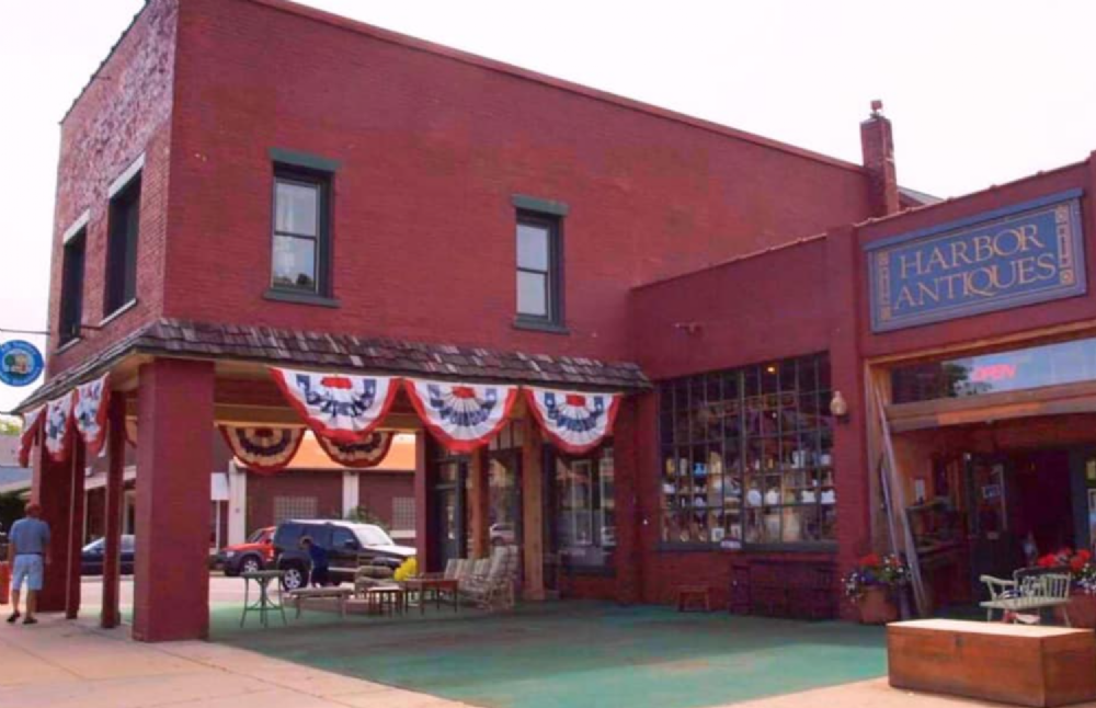 Harbor Antiques Mall