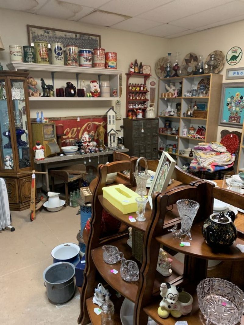 Slideshow Photos Sissy's Antiques & Vintage Treasures