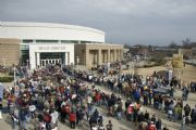 Lake Hartwell&nbsp;Crowd waiting to enter Bassmaster event at Bi-Lo Center in Greenville, SC