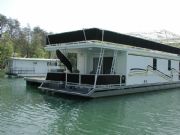 Norris Lake&nbsp;Aft of a houseboat