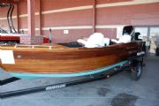 Logan Martin Lake&nbsp;You don't see many wood boats anymore, but Steven Steele of SteelCraft makes them.