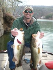 Lay Lake&nbsp;A pair of 9&10 pound Guntersville Lake wintertime largemouth bass caught by Reed Montgomery