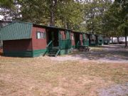 Weiss Lake&nbsp;riverside campground Cabins
